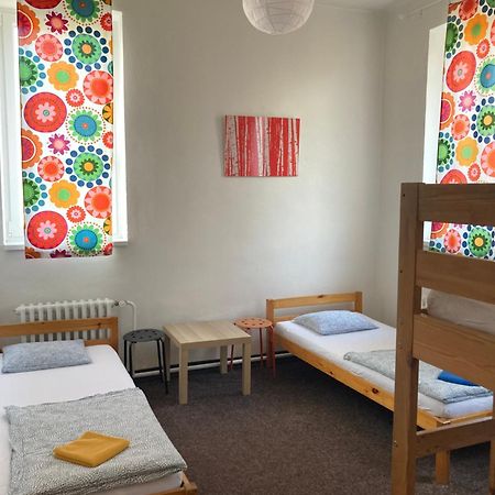 Hostel Praha Ladvi Exteriör bild